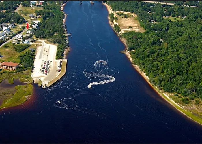 True North - A Beach & Boat Lover\'S Dream