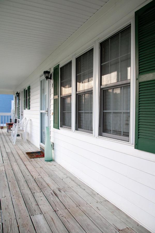 True North - A & Boat Lover's Dream Carolina Beach